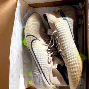 Nike Mercurial SuperFly 7